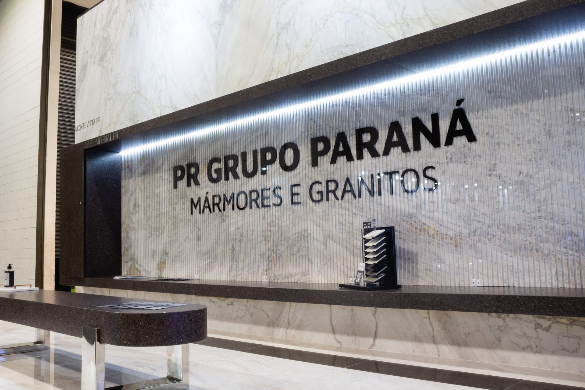 Expo Revestir 2022 com destaques do PR Grupo Paraná